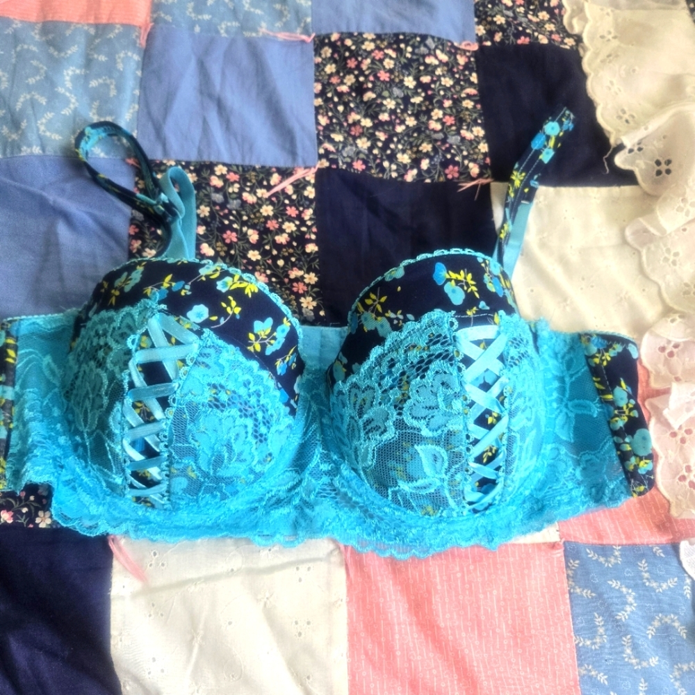 Bra